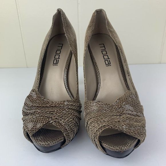 SALE | Moda Spana Brown Faux Snakeskin Heel- 8 - Picture 1 of 7